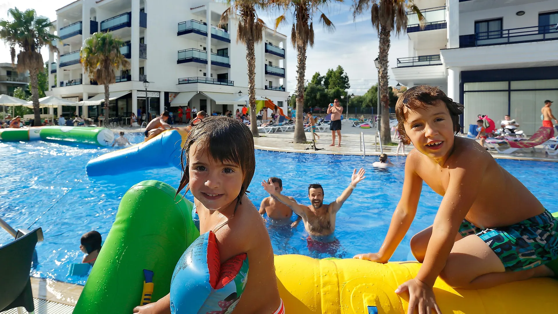 Pins Platja Apartments Cambrils Spain