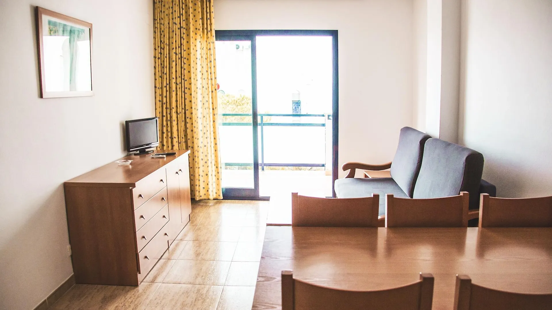Pins Platja Apartments Cambrils