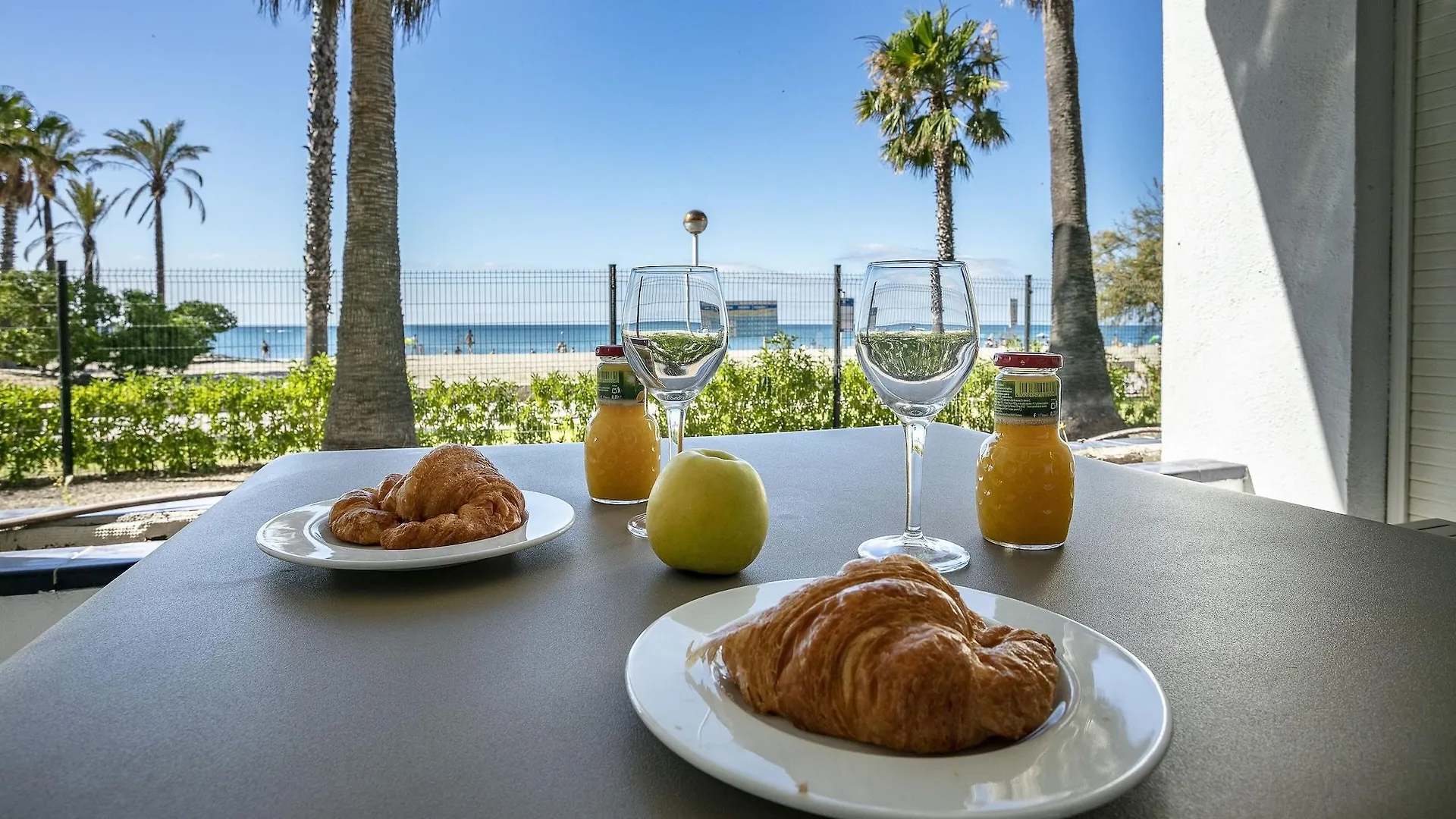 Pins Platja Apartments Cambrils