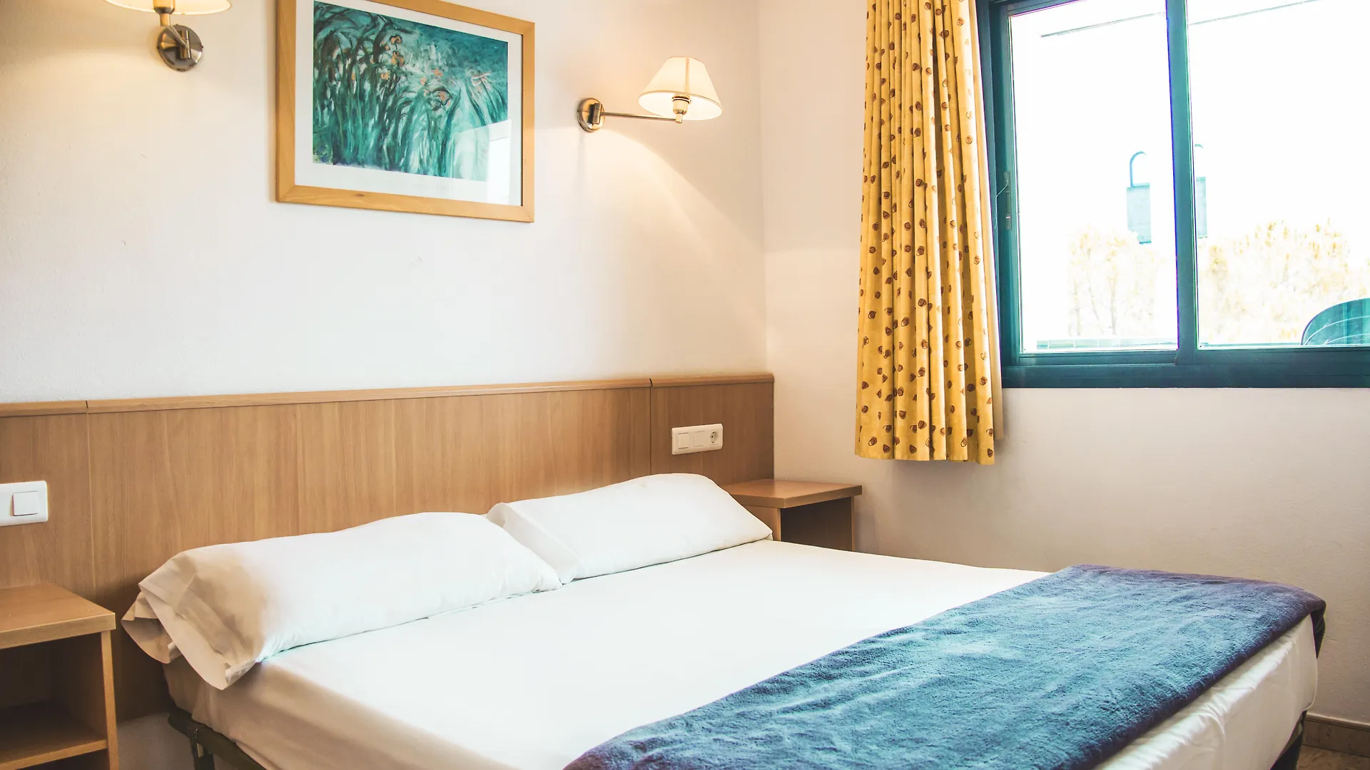 Pins Platja Apartments Cambrils