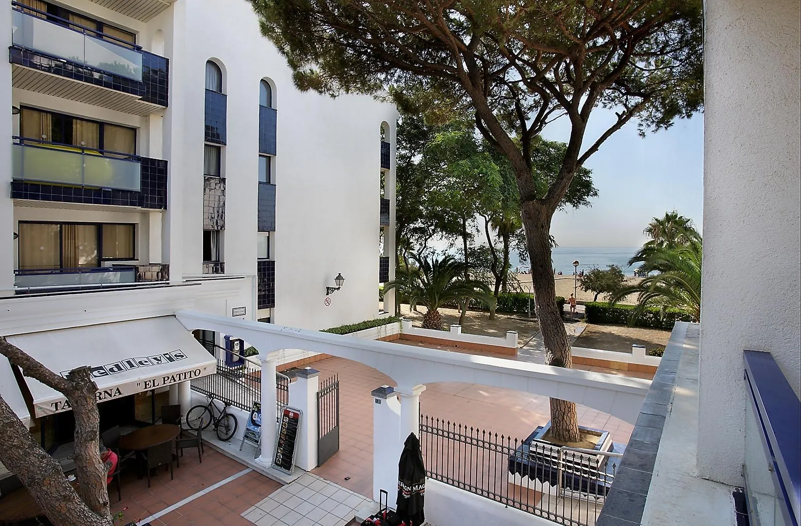 Pins Platja Apartments Cambrils İspanya