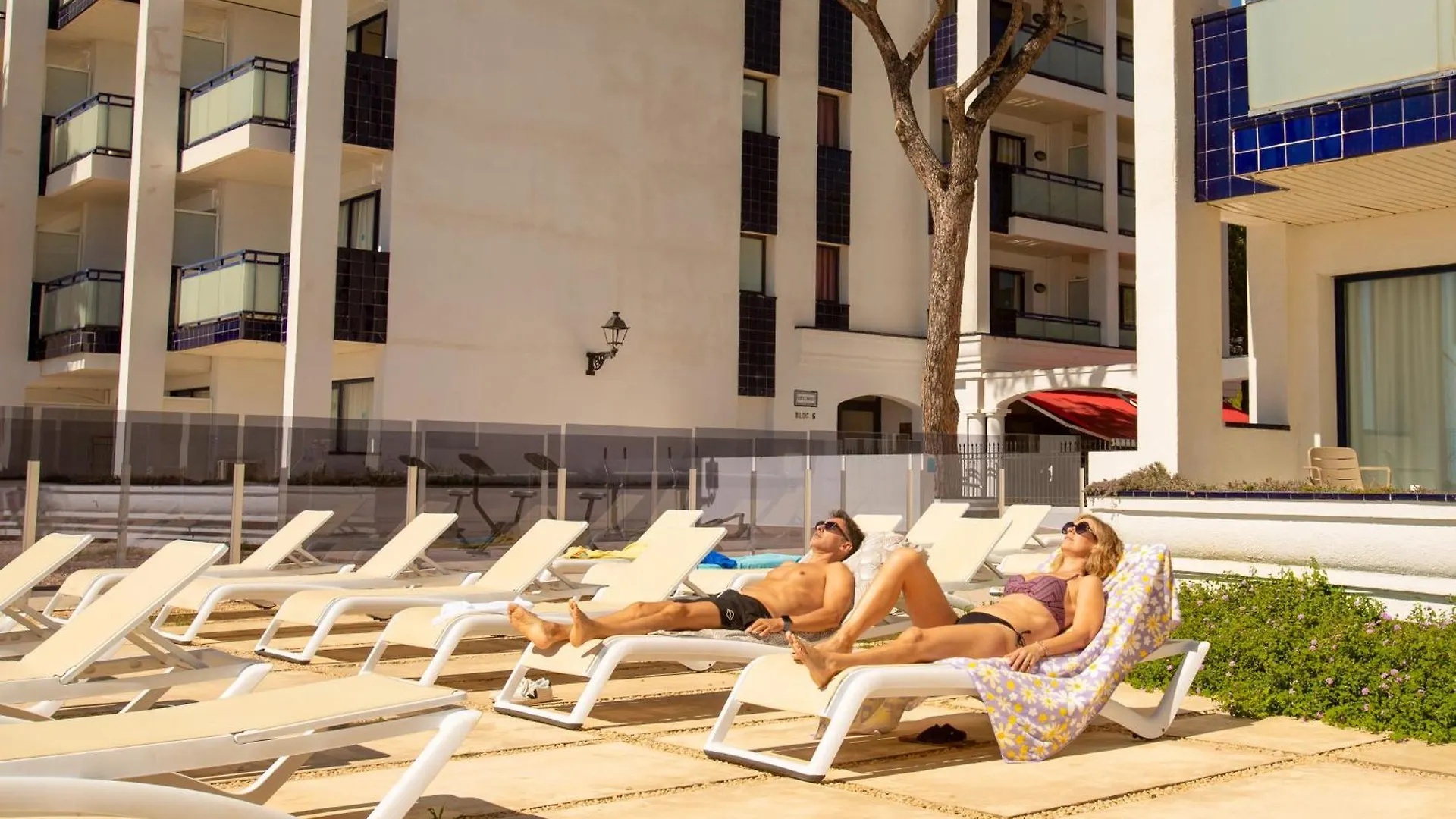 Pins Platja Apartments Cambrils