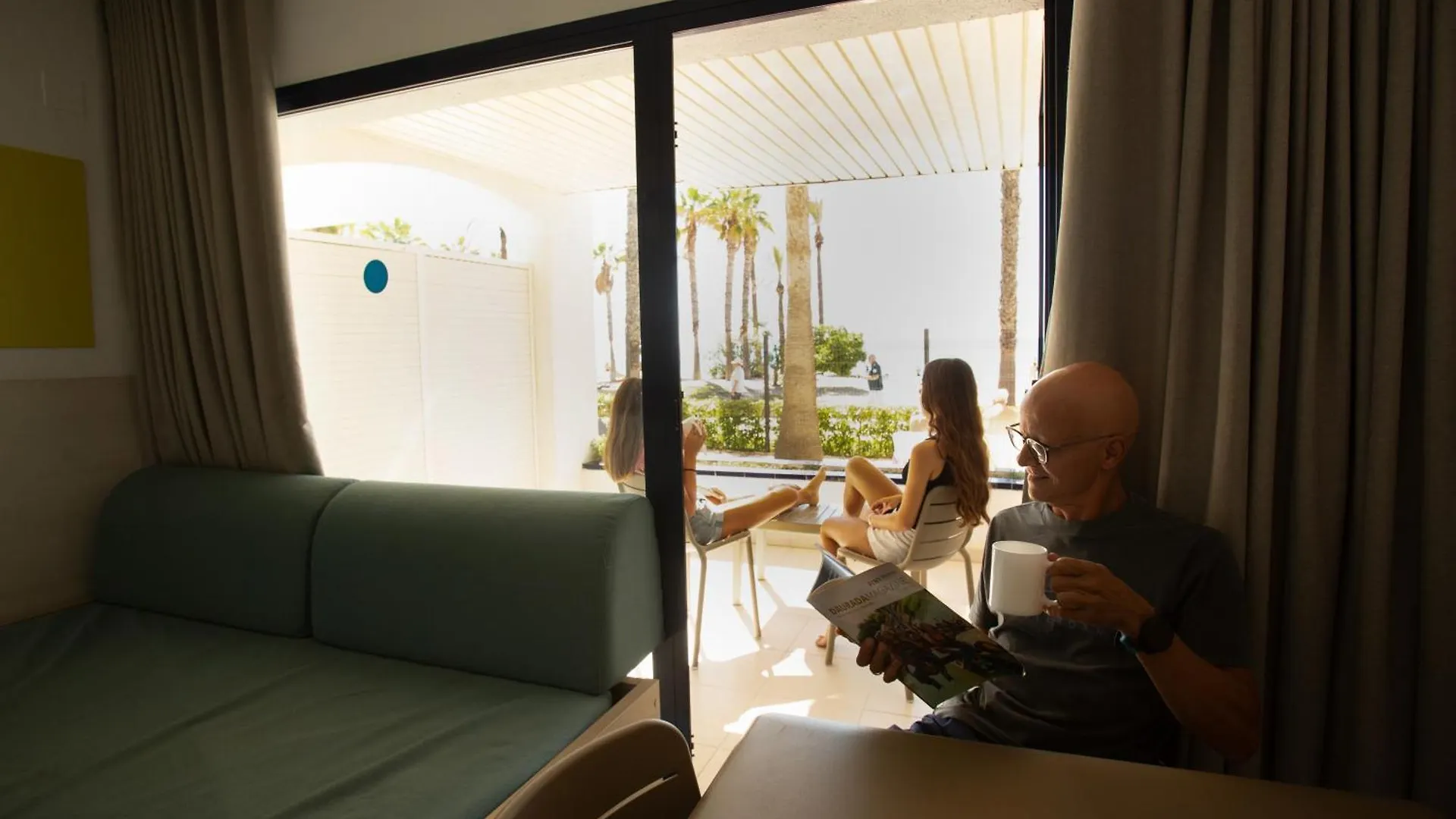 Pins Platja Apartments Cambrils